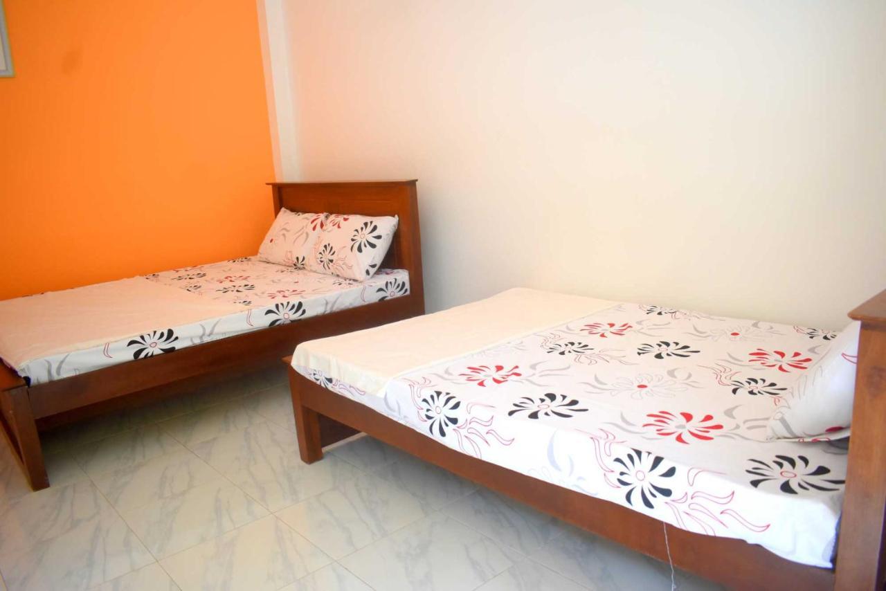 Sri Mayura Holiday Resort Kataragama Exteriör bild